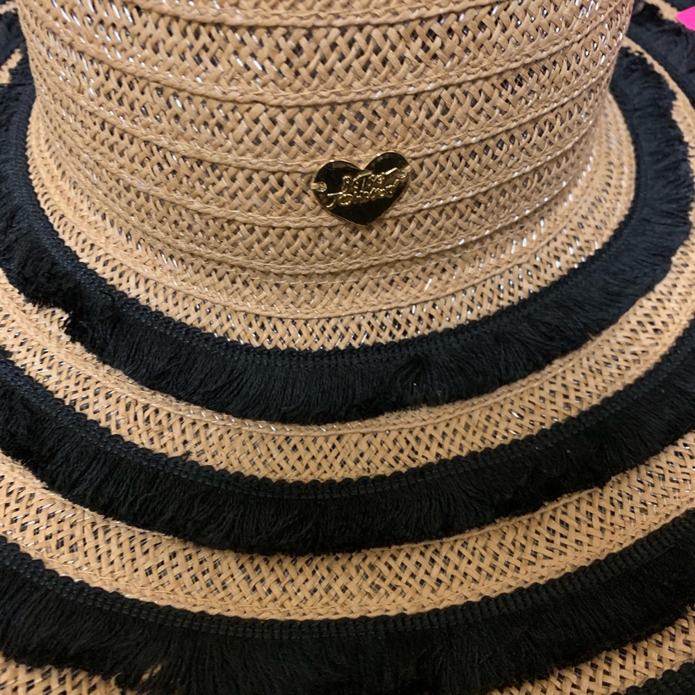 NWT Betsey Johnson Friged Floppy Hat - Picture 4 of 6